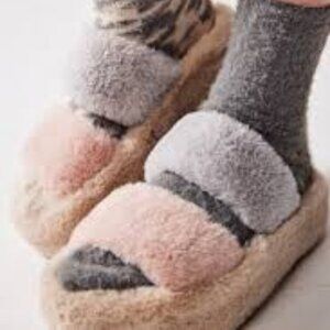 Free People Its a Vibe Platform Slippers NWOT Size 38